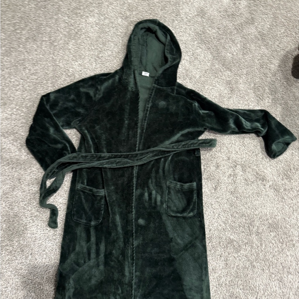 Cozy V.&GRIN hooded robe green plush tie belt pockets sleepover bath size 13/14